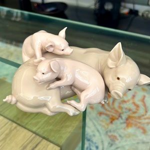 Lladro “Playful Piglets”